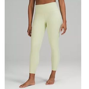 Brand new with tags Lululemon Wunder Under high rise 25” legging